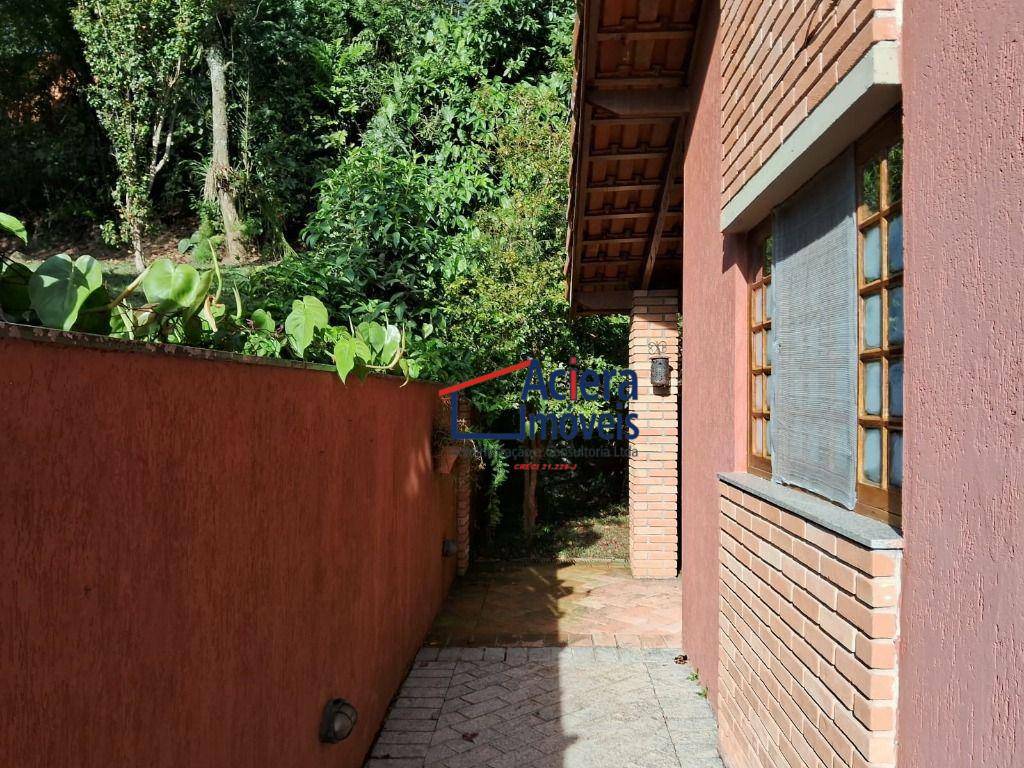 Casa de Condomínio à venda com 3 quartos, 400m² - Foto 9