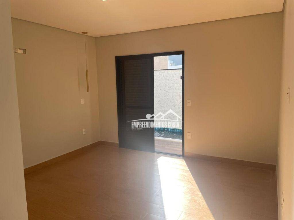 Casa à venda com 3 quartos, 122m² - Foto 9