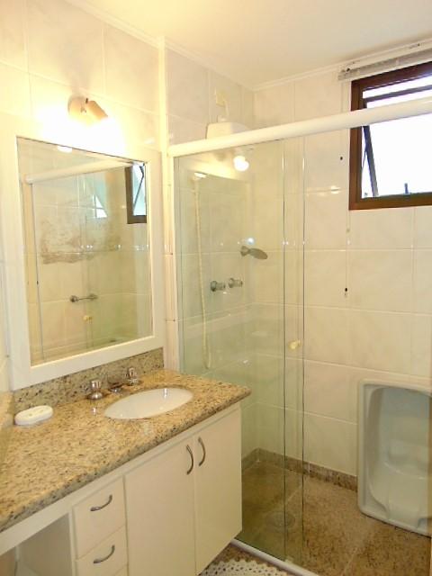 Apartamento à venda com 3 quartos, 186m² - Foto 20