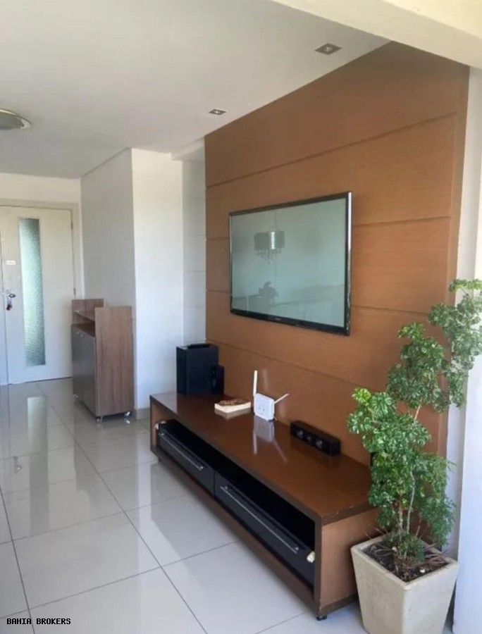Apartamento à venda com 2 quartos, 69m² - Foto 3
