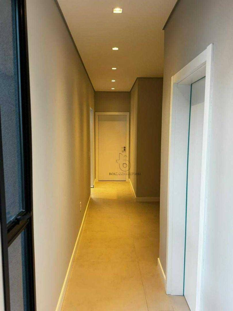 Casa de Condomínio para alugar com 3 quartos, 250m² - Foto 15