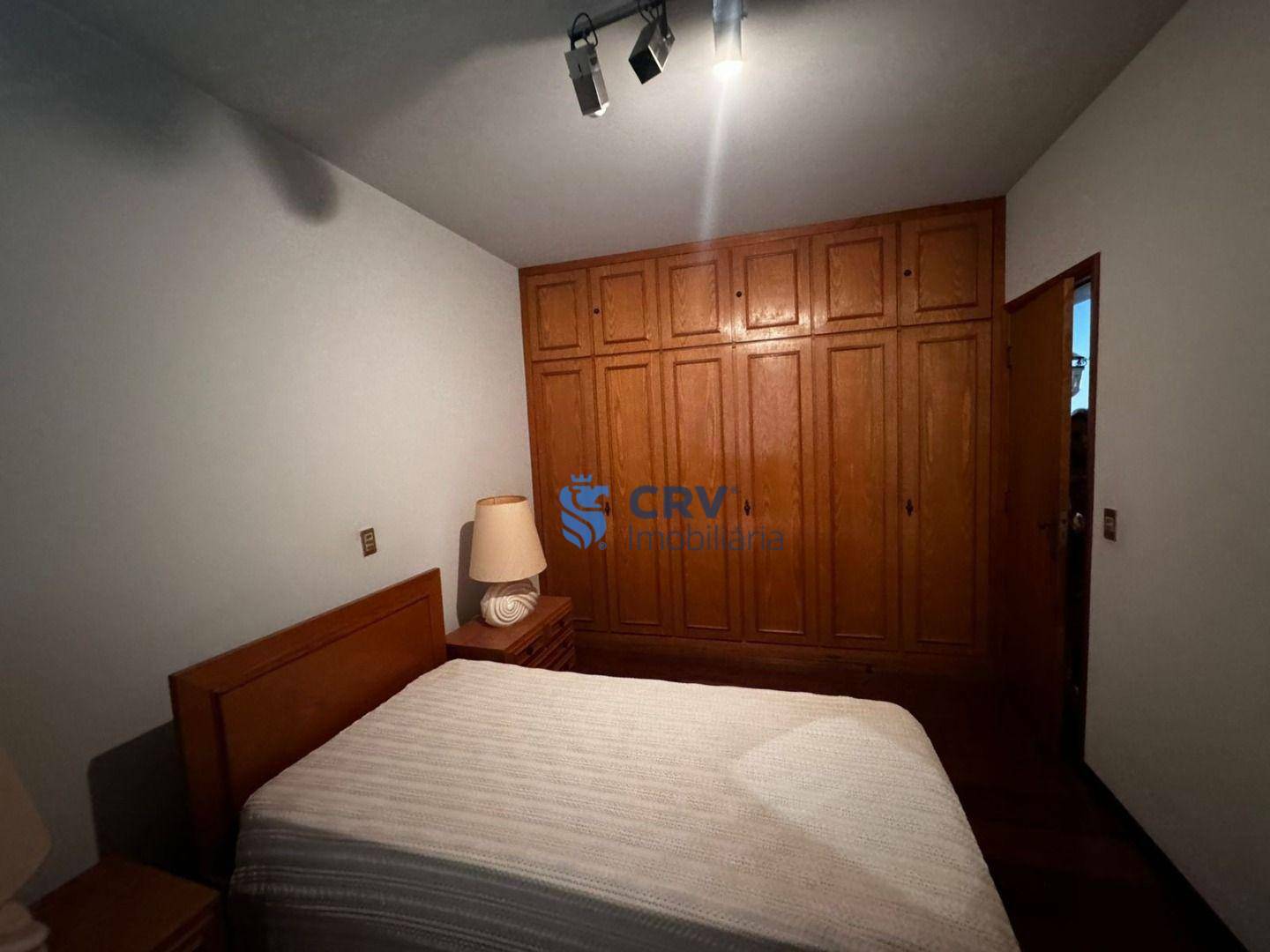 Apartamento para alugar com 4 quartos, 266m² - Foto 23