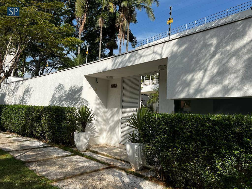 Casa à venda e aluguel com 3 quartos, 850m² - Foto 4