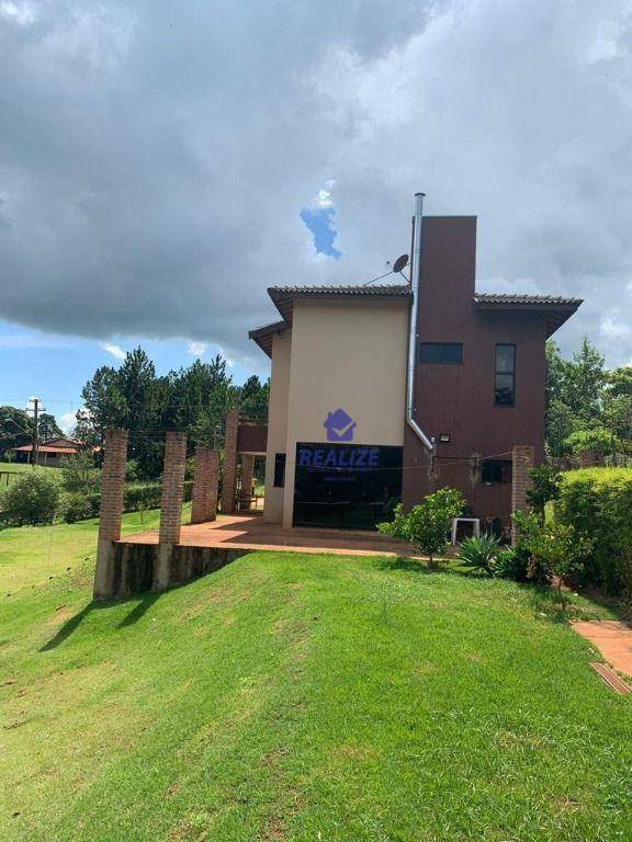 Casa de Condomínio à venda com 3 quartos, 300m² - Foto 1