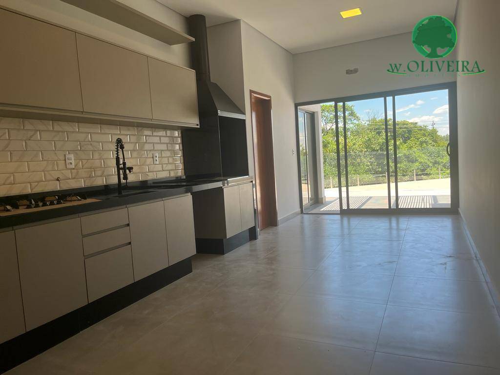 Casa de Condomínio à venda com 3 quartos, 253m² - Foto 6