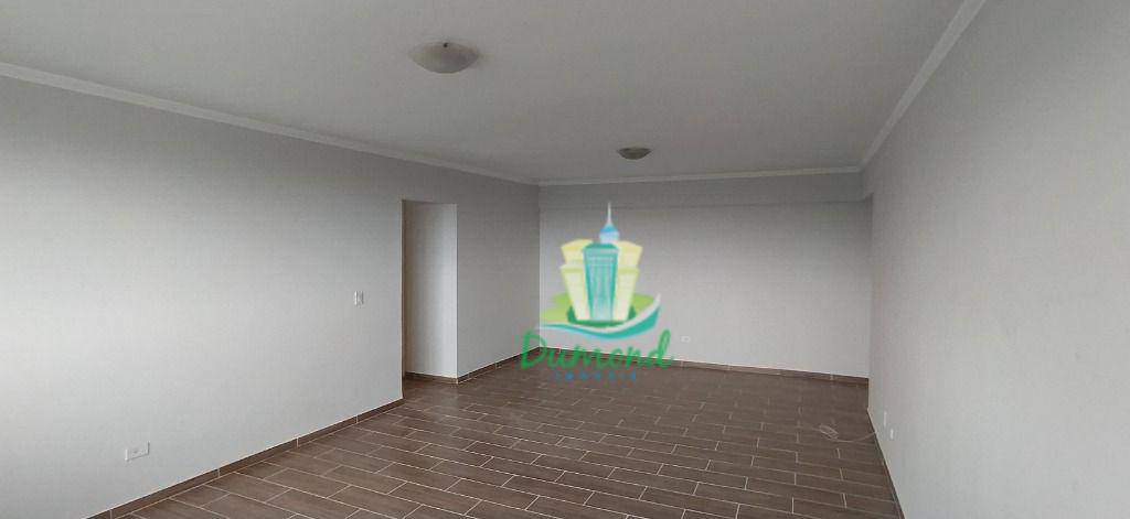 Apartamento para alugar com 3 quartos, 120m² - Foto 9