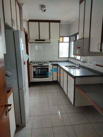 Apartamento à venda com 4 quartos, 140m² - Foto 8