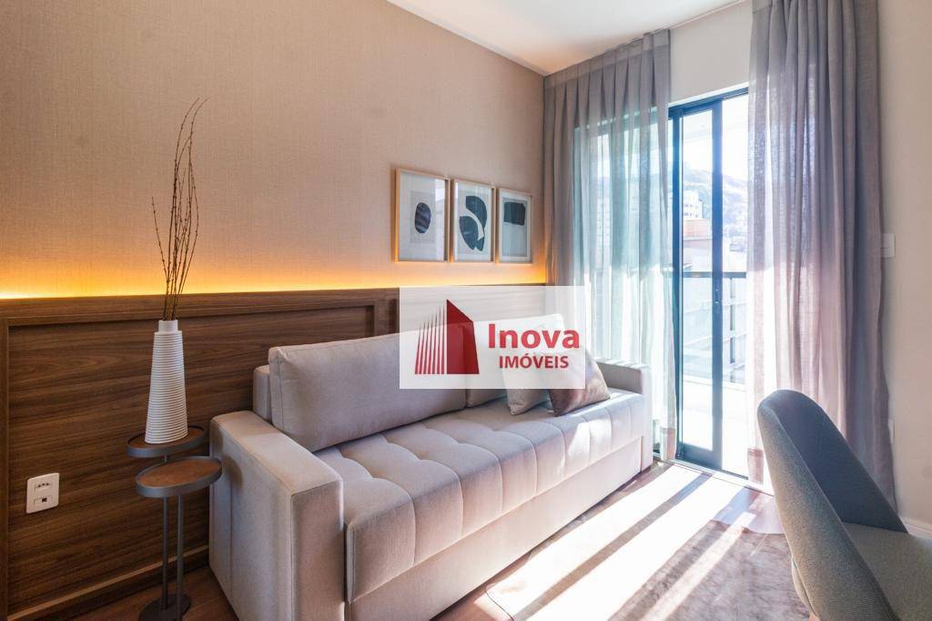 Apartamento à venda com 3 quartos, 220m² - Foto 25