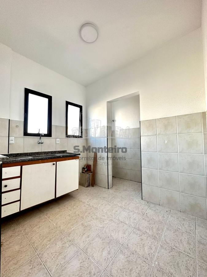 Apartamento à venda com 2 quartos, 65m² - Foto 17