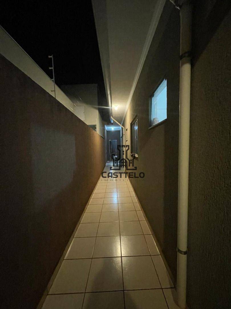 Casa à venda com 3 quartos, 94m² - Foto 31