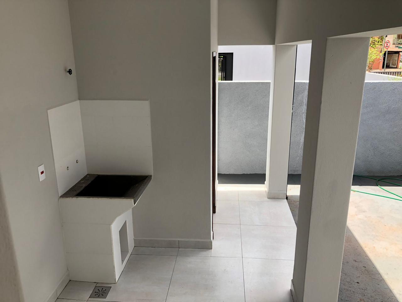 Casa à venda com 3 quartos, 300m² - Foto 5