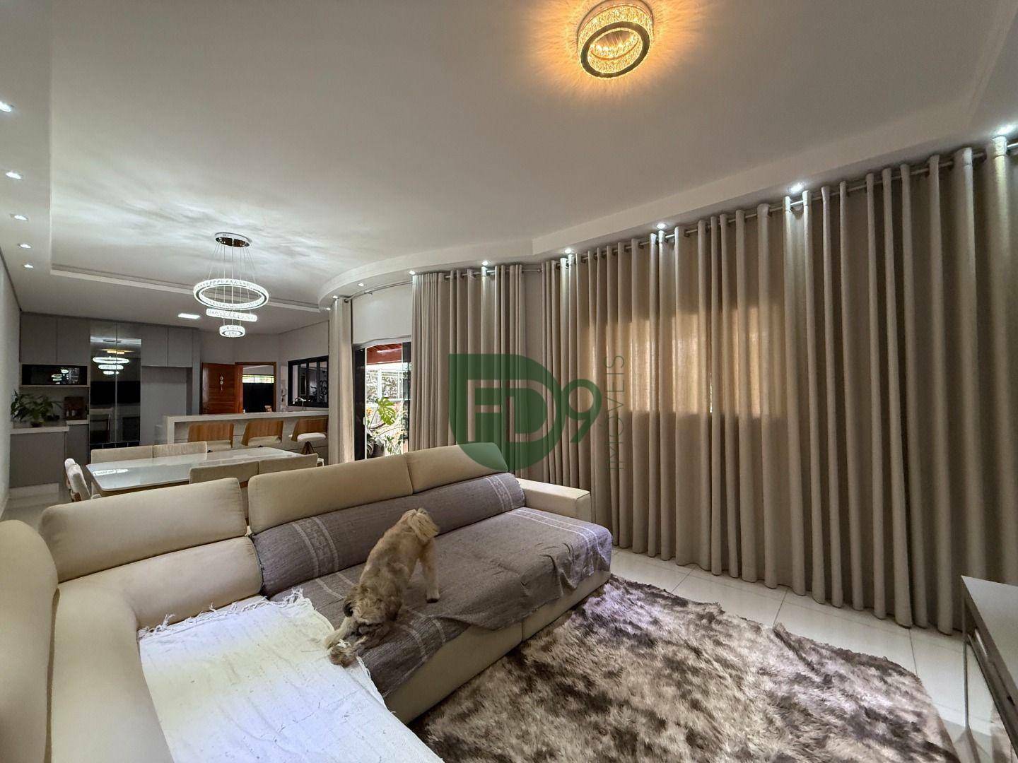 Casa à venda com 3 quartos, 225m² - Foto 15