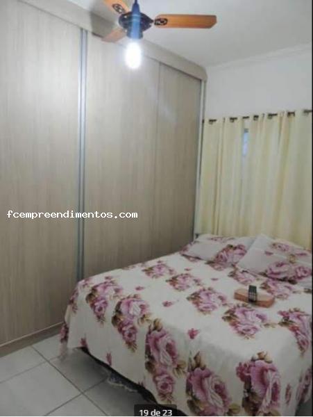 Casa à venda com 2 quartos, 150m² - Foto 8