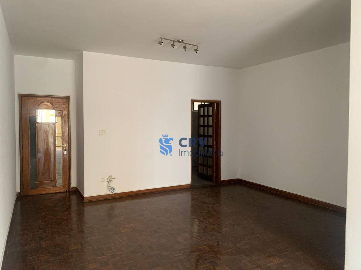 Apartamento para alugar com 3 quartos, 199m² - Foto 2