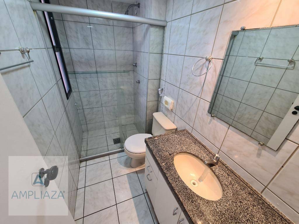 Apartamento à venda com 3 quartos, 137m² - Foto 19