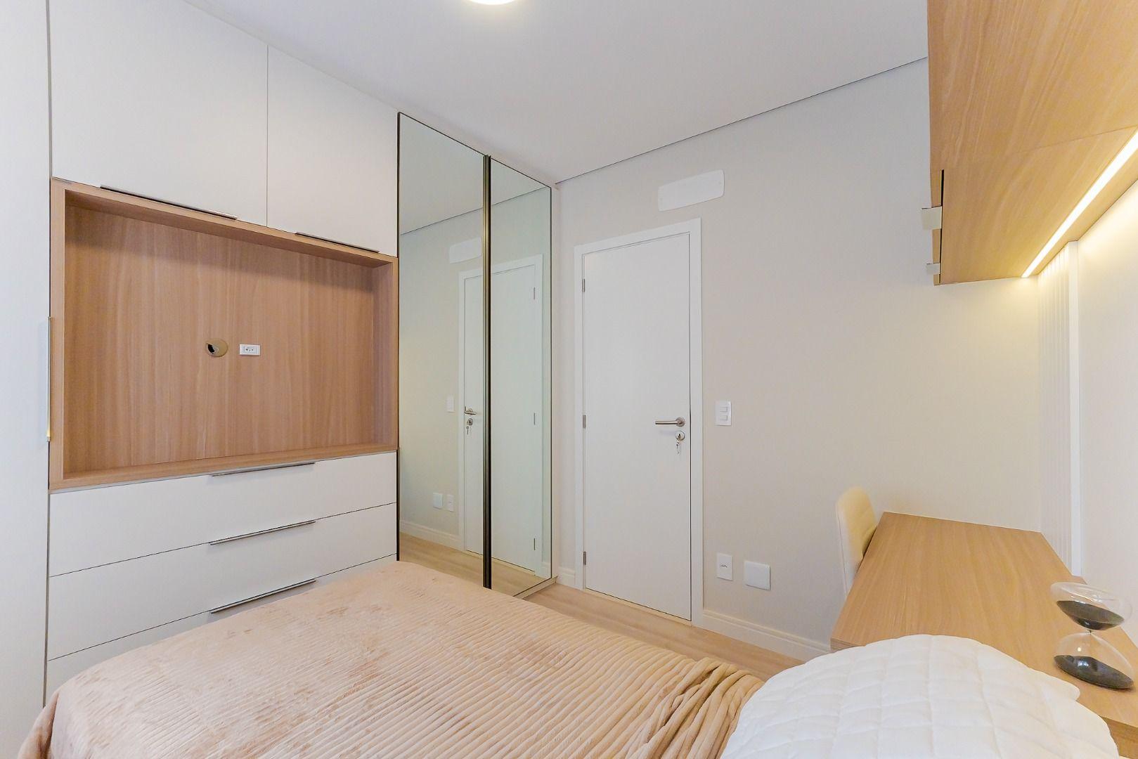 Apartamento à venda com 2 quartos, 80m² - Foto 33