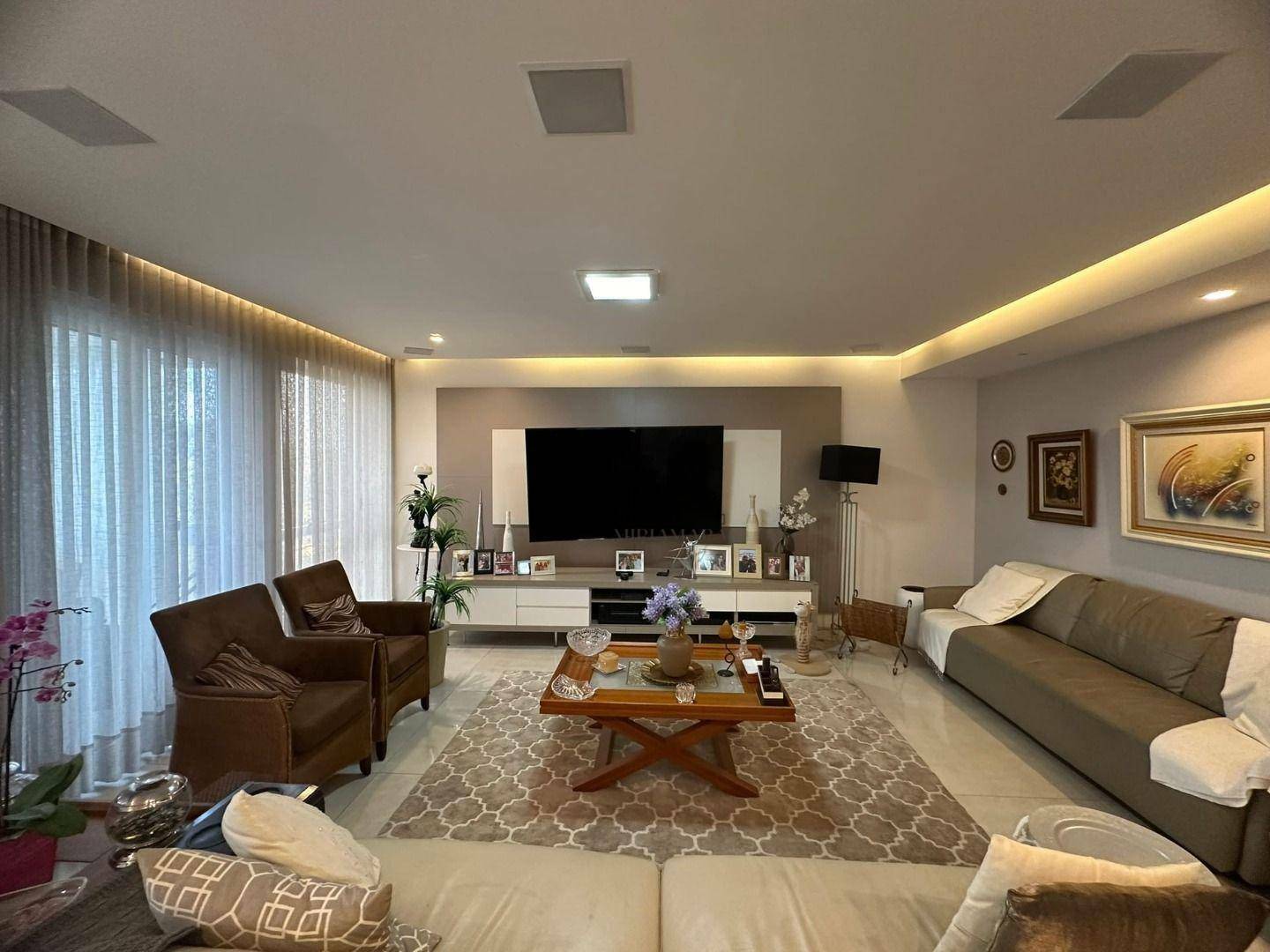 Apartamento à venda com 4 quartos, 313m² - Foto 4