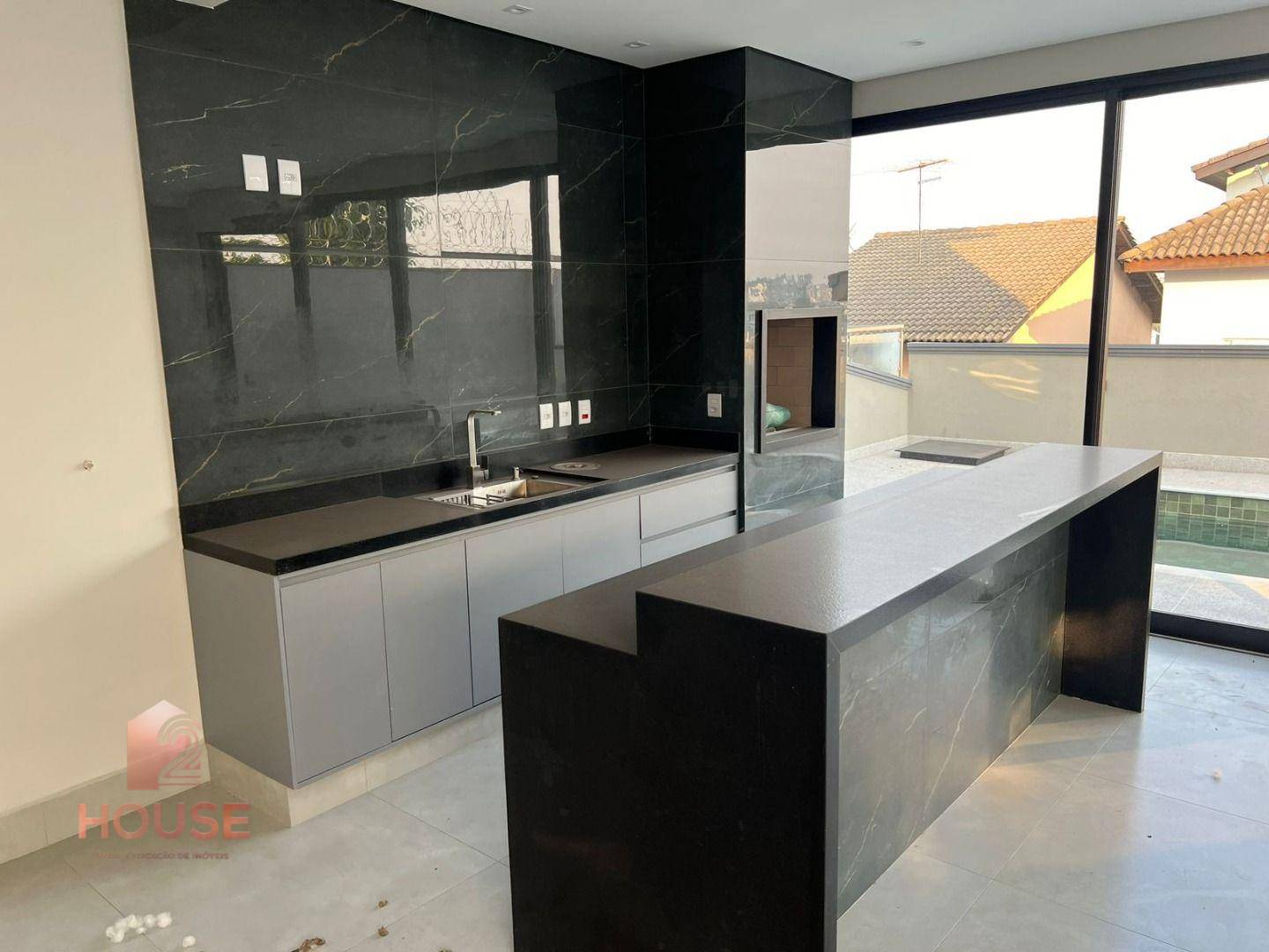 Casa de Condomínio à venda com 3 quartos, 250m² - Foto 24