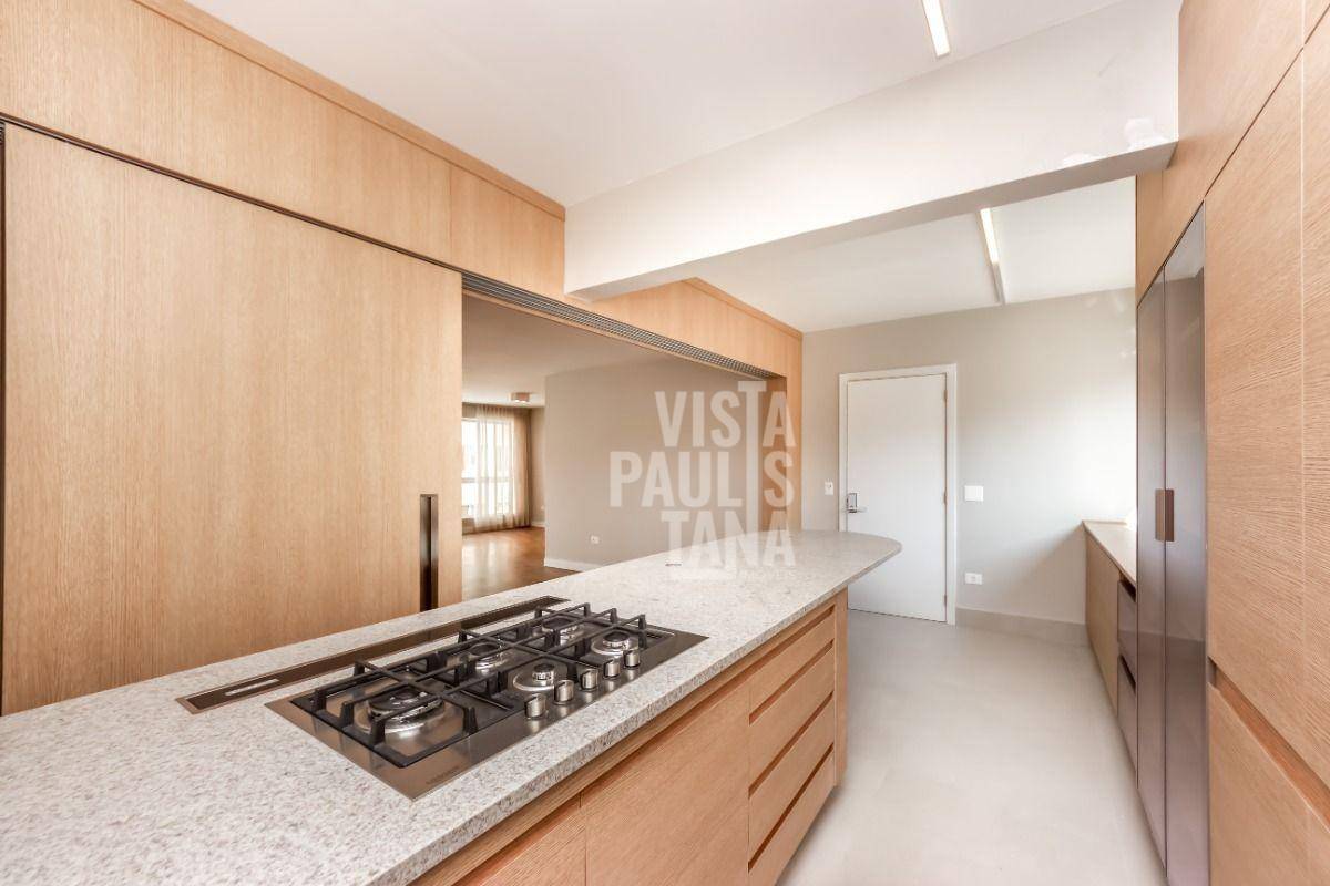 Apartamento à venda com 3 quartos, 227m² - Foto 20