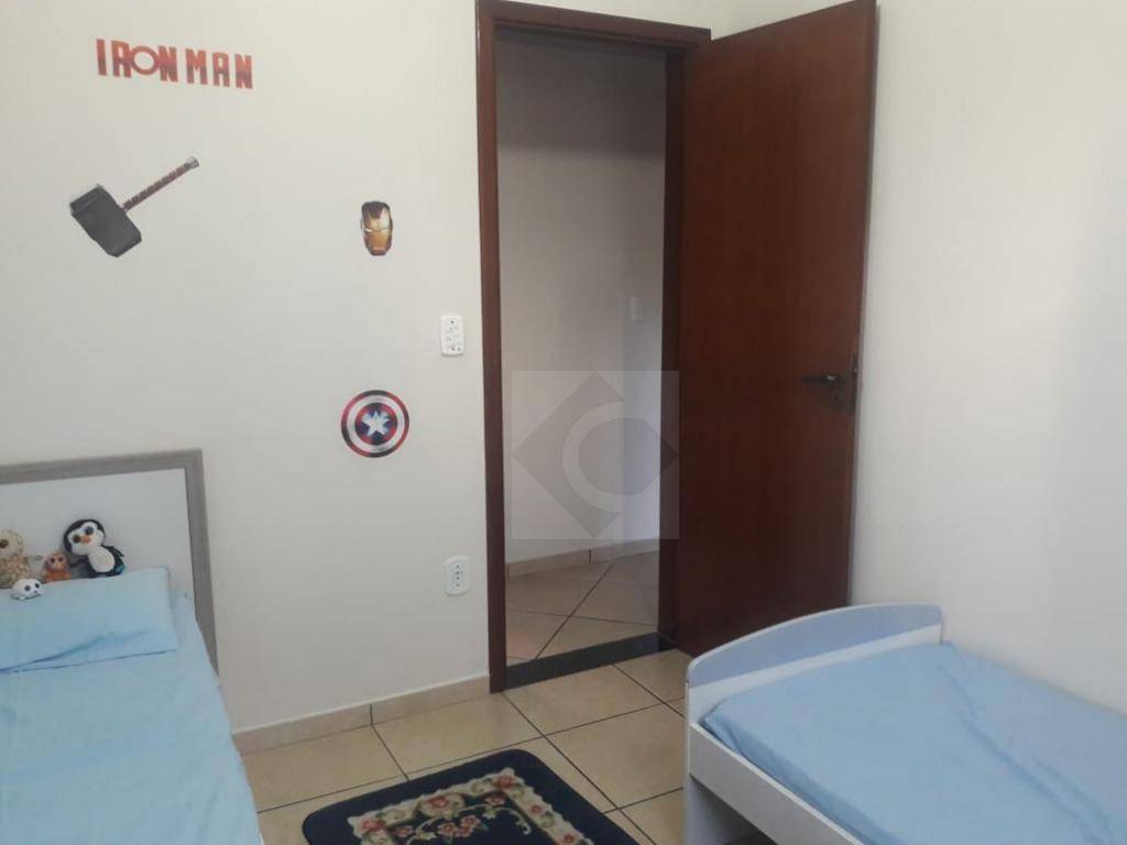 Casa à venda com 3 quartos, 140m² - Foto 11