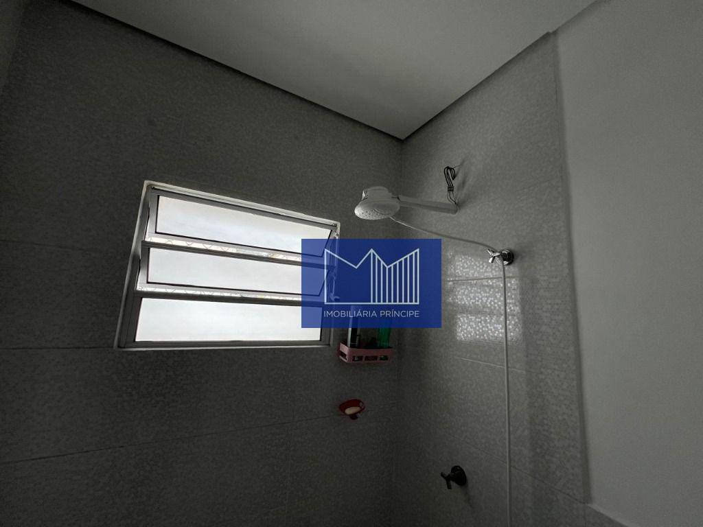 Casa para alugar com 2 quartos, 70m² - Foto 10