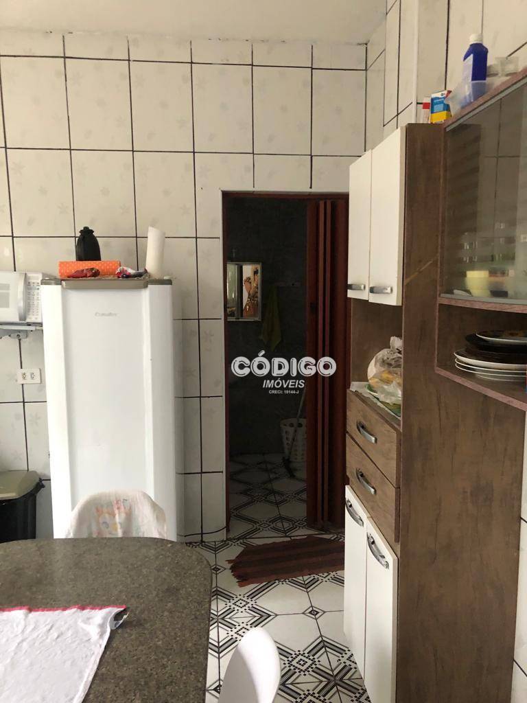 Sobrado à venda com 3 quartos, 187m² - Foto 14