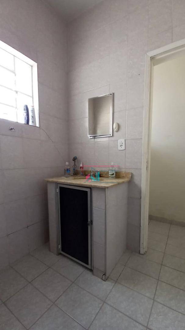 Sobrado à venda com 3 quartos, 252m² - Foto 11