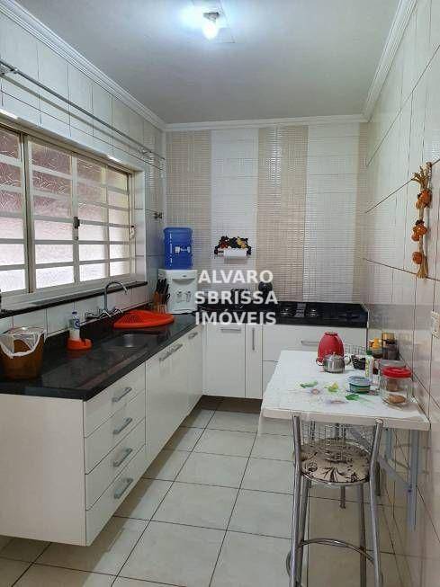 Casa de Condomínio à venda com 4 quartos, 350m² - Foto 6