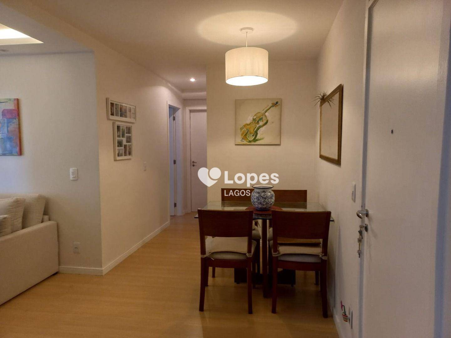 Apartamento à venda com 2 quartos, 75m² - Foto 4