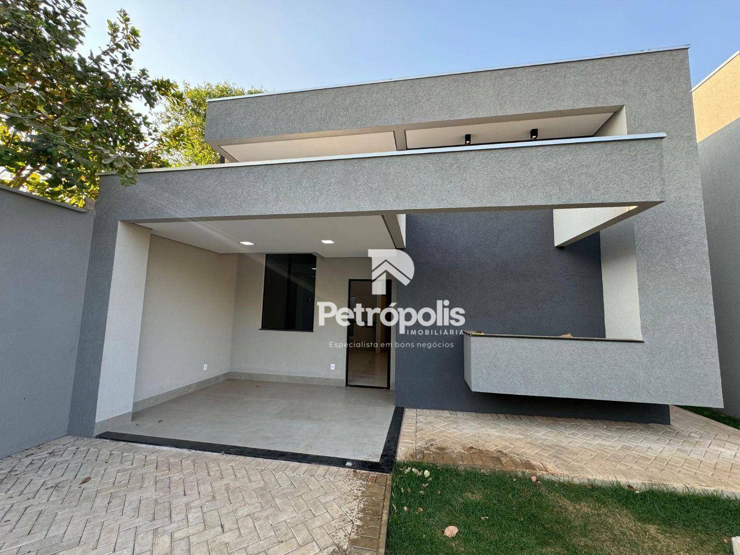 Casa à venda com 3 quartos, 98m² - Foto 1