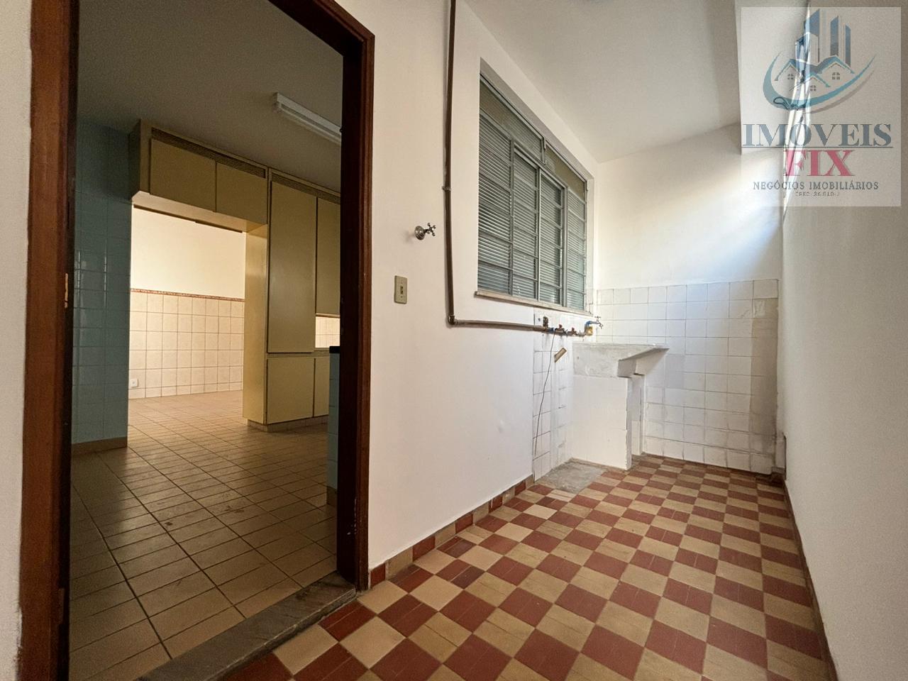 Casa à venda com 3 quartos, 152m² - Foto 19