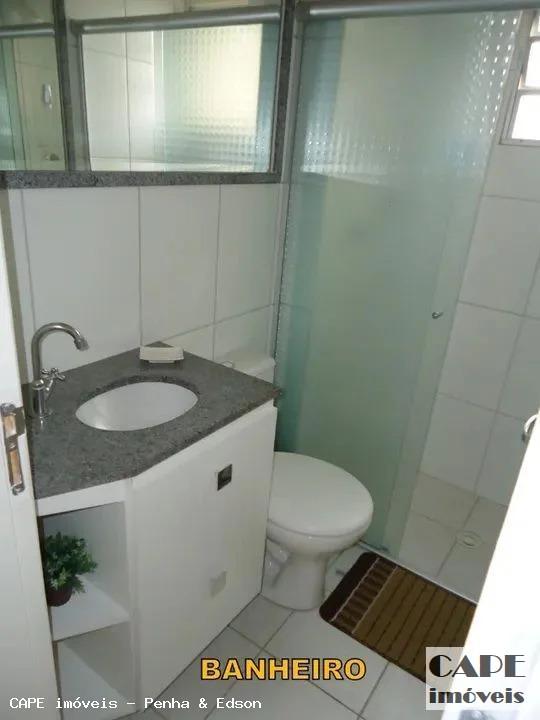 Apartamento para alugar com 2 quartos, 55m² - Foto 13