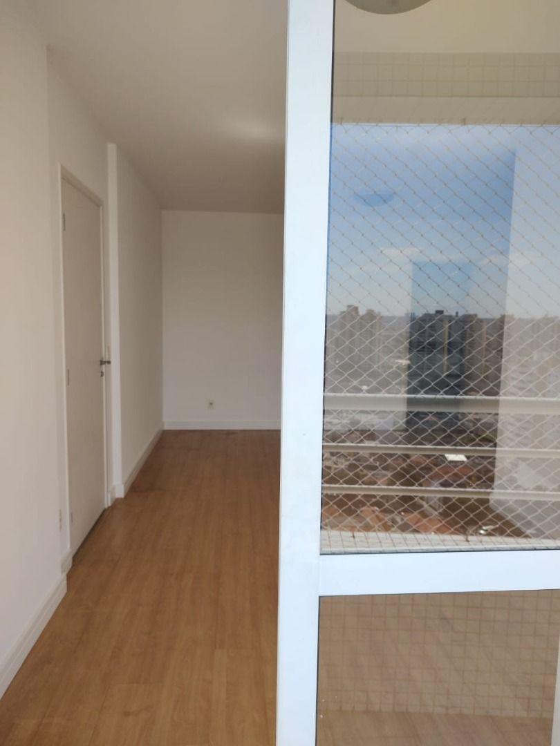 Apartamento para alugar com 3 quartos, 90m² - Foto 6