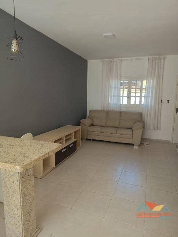 Casa à venda com 2 quartos, 96m² - Foto 4