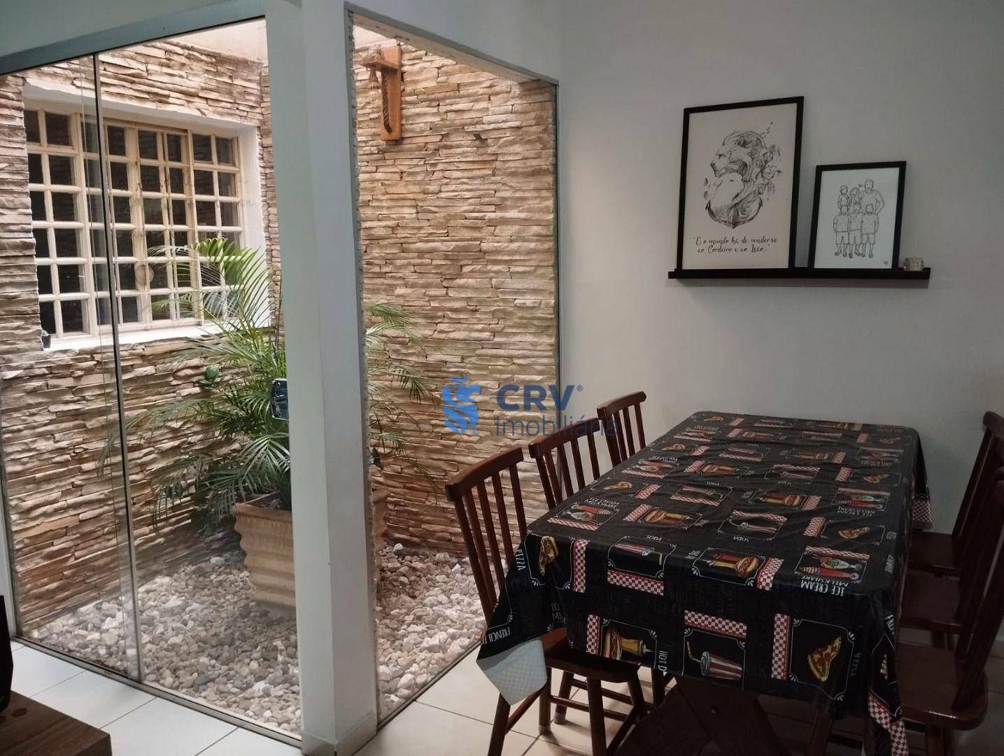 Casa à venda com 3 quartos, 90m² - Foto 2