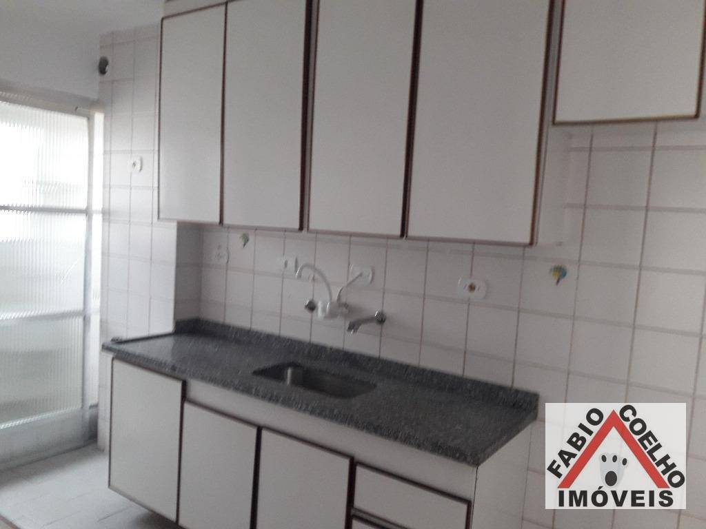 Apartamento à venda com 2 quartos, 63m² - Foto 4