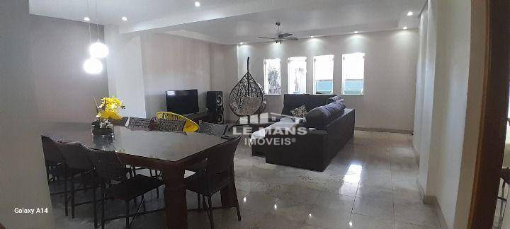 Casa, 4 quartos, 207 m² - Foto 1