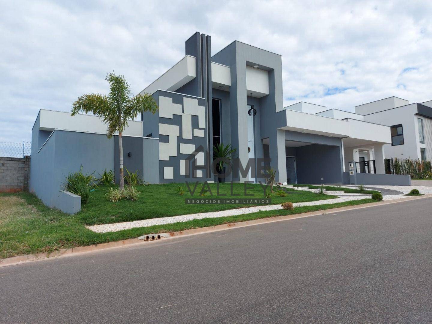 Casa de Condomínio à venda com 3 quartos, 180m² - Foto 2