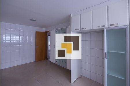 Apartamento à venda com 4 quartos, 172m² - Foto 18