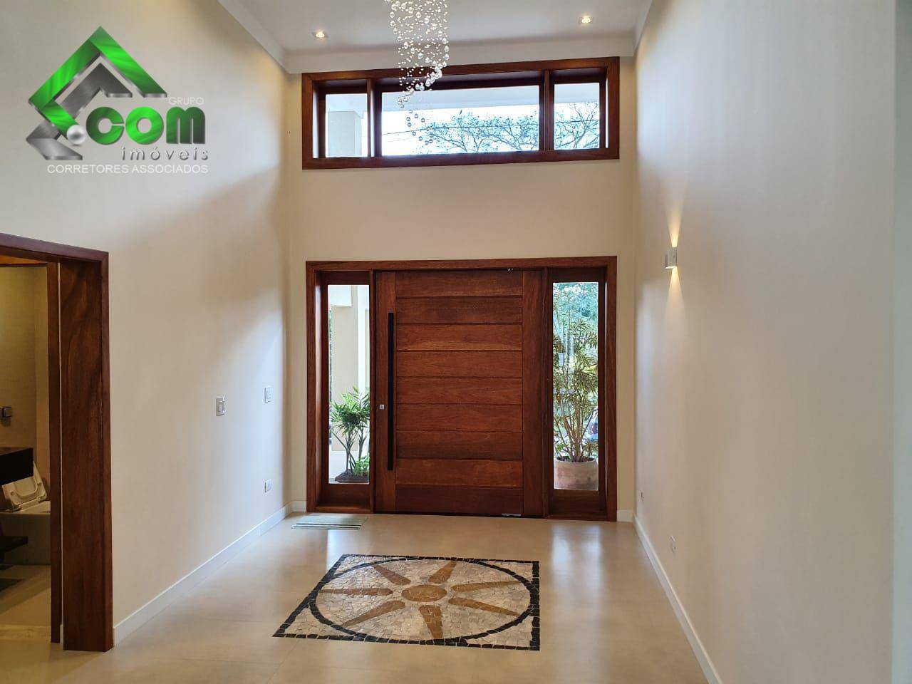 Casa à venda com 3 quartos, 323m² - Foto 4