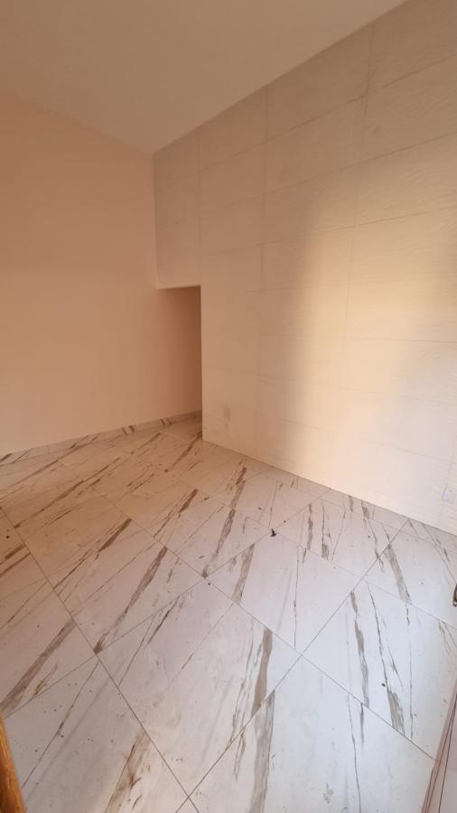 Casa à venda com 3 quartos, 213m² - Foto 4