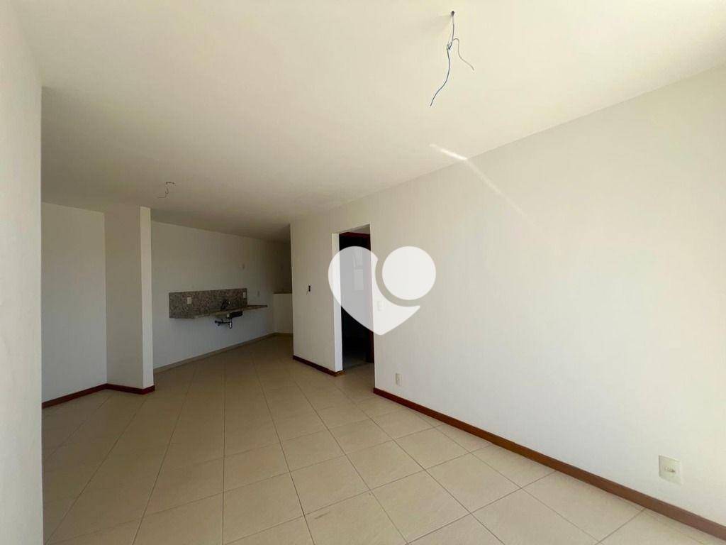 Apartamento à venda com 2 quartos, 74m² - Foto 13