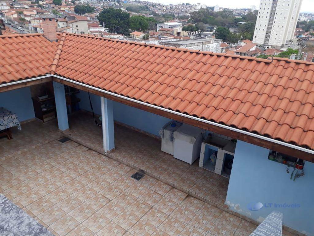 Casa, 4 quartos, 200 m² - Foto 1