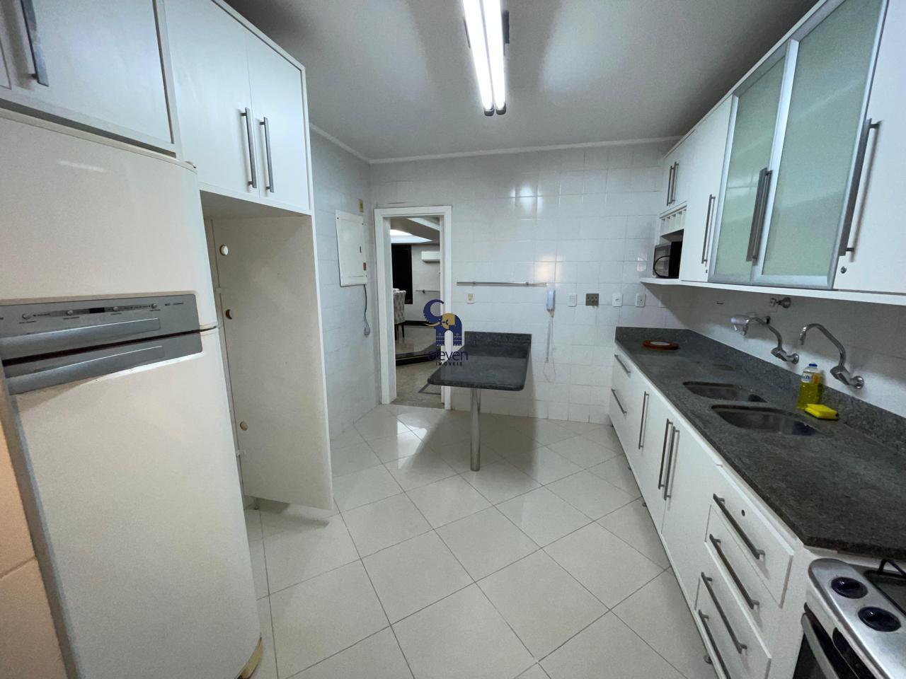 Apartamento para alugar com 4 quartos, 145m² - Foto 25