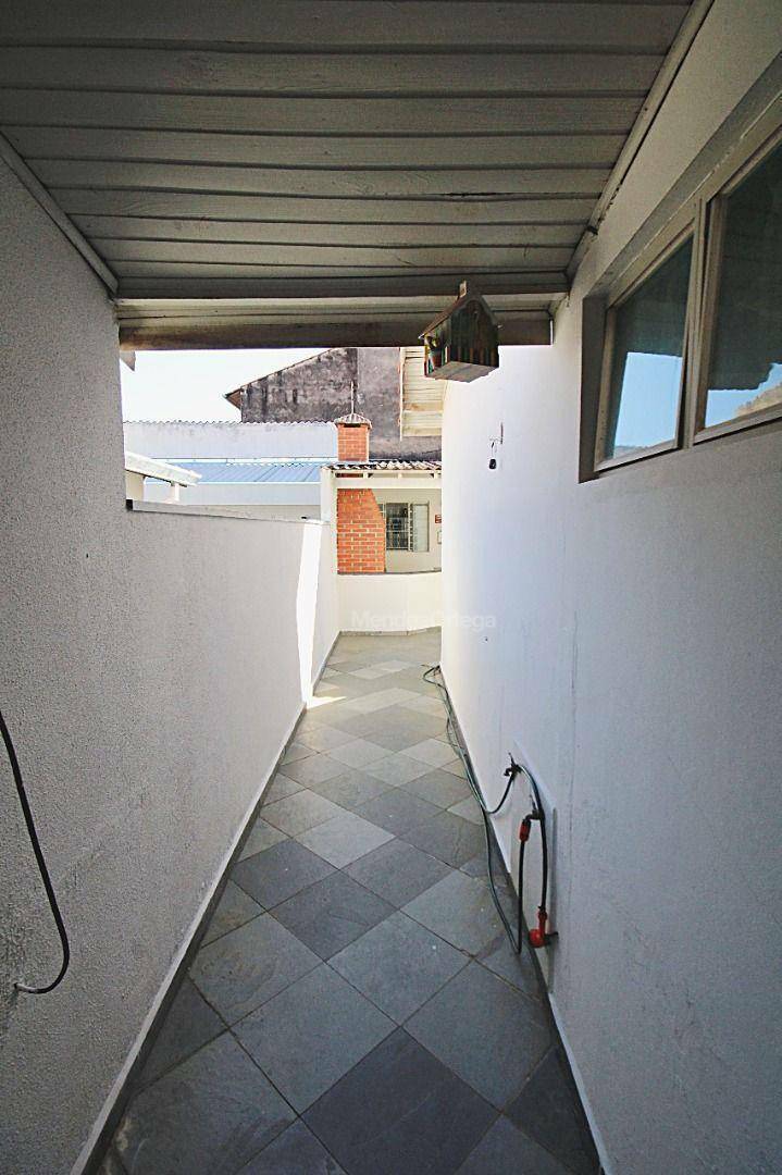 Casa à venda com 3 quartos, 193m² - Foto 28