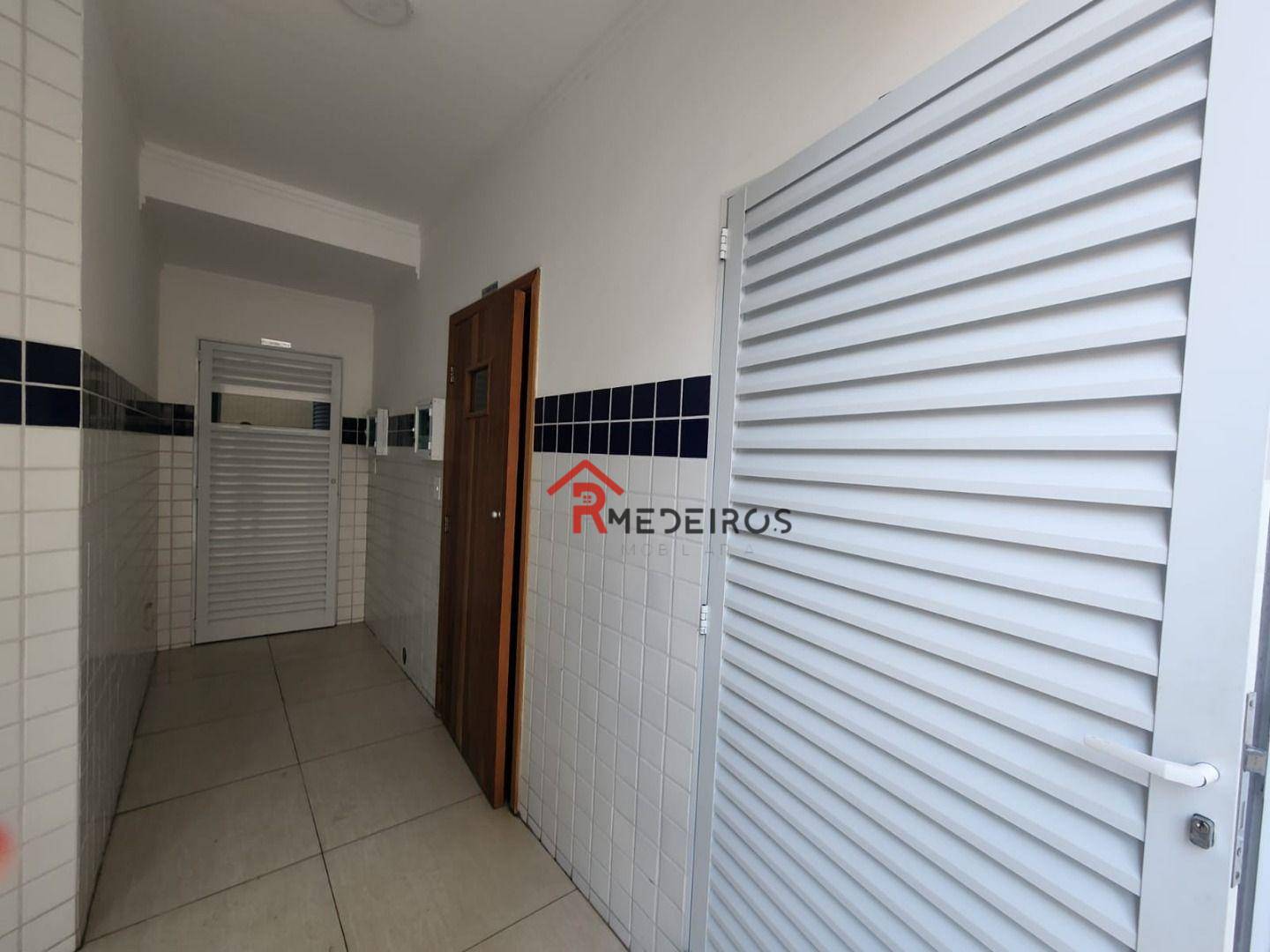 Apartamento à venda com 2 quartos, 70m² - Foto 25