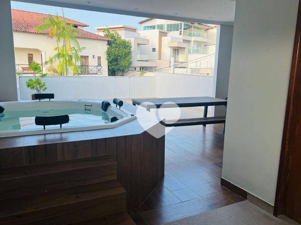 Casa para alugar com 3 quartos, 400m² - Foto 18