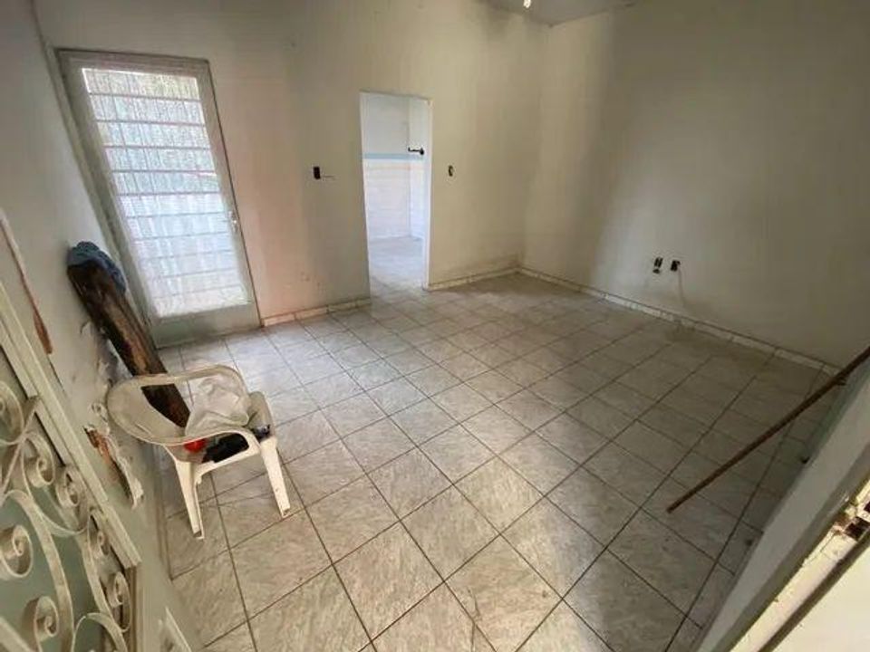 Casa à venda com 3 quartos, 165m² - Foto 2