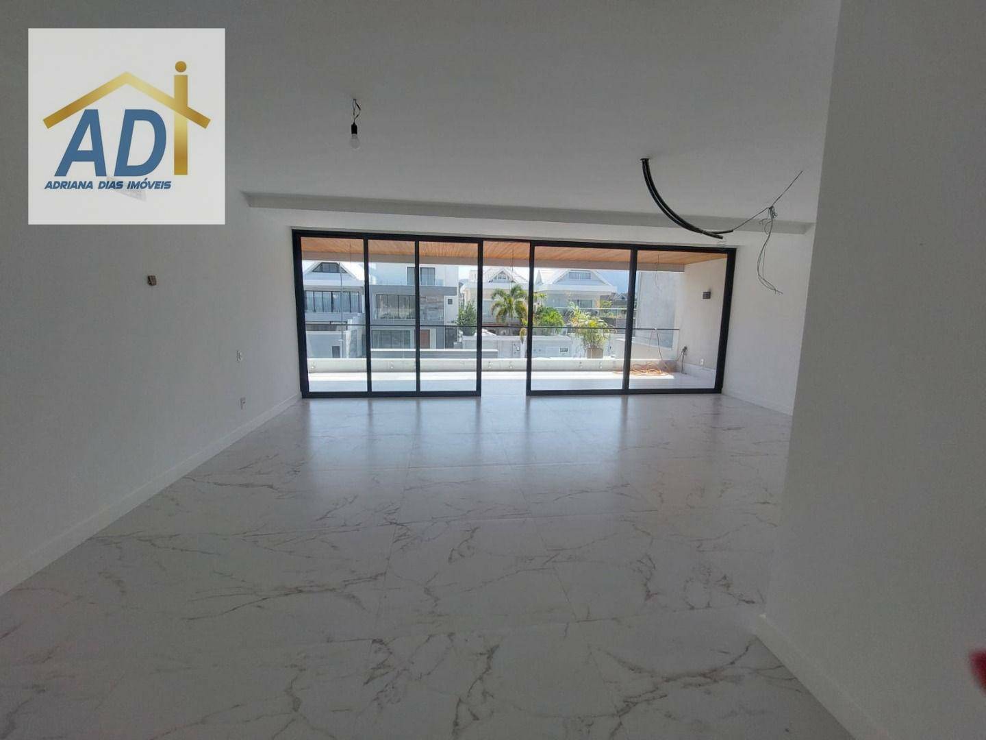 Casa de Condomínio à venda com 3 quartos, 350m² - Foto 15