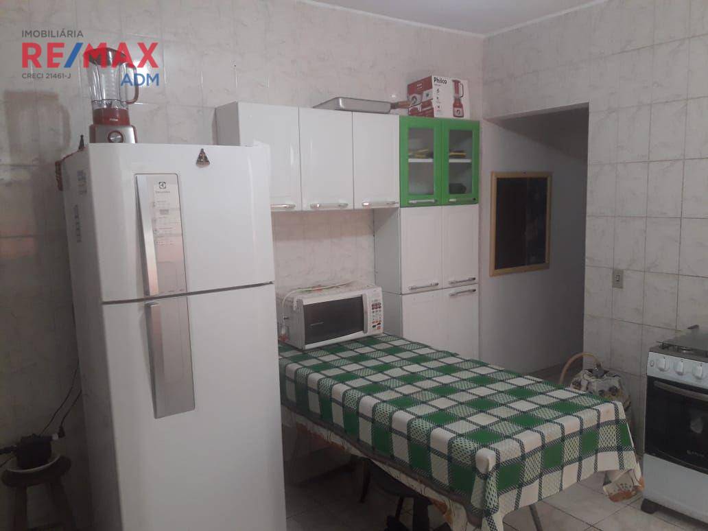 Casa à venda com 1 quarto, 101m² - Foto 4